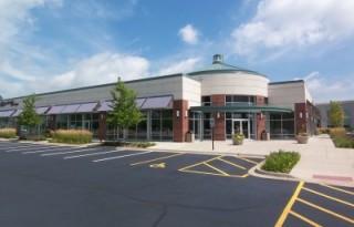 Represented National Tenant PostNet in leasing retail space in Wheeling – Prairie Crossing Shopping Complex
