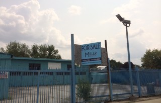 High Visibility Retail / Garage / Industrial Building & Land on Ogden in Cicero – close to Expy