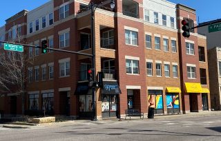 Bucktown Corner Office / Retail For Lease on North Avenue & Paulina