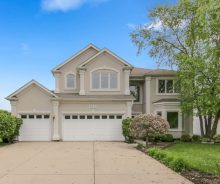 Naperville 4-Bedroom / 2.5-Bathroom Single Family Home For Sale