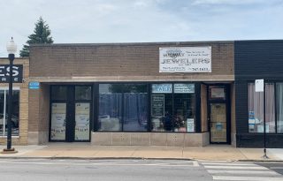 Midway Area Retail Space For Lease on 63rd & Central