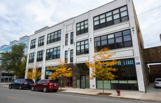 Wicker Park Luxury Apartment For Lease on Milwaukee Avenue