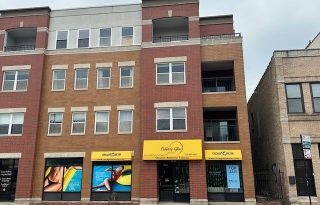 Wicker Park Retail / Office Space For Lease in High Visibility North Avenue Location